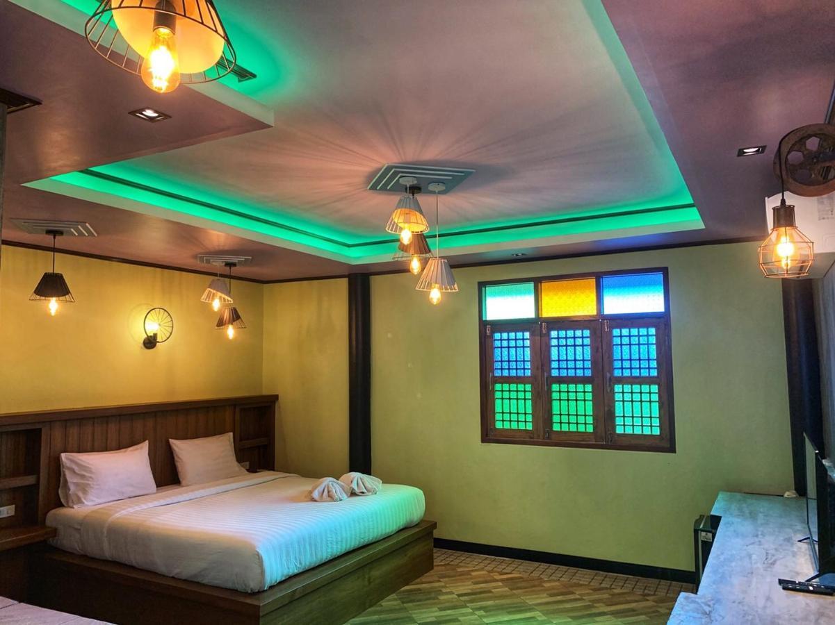 红树林老城酒店 Ko Lanta 外观 照片