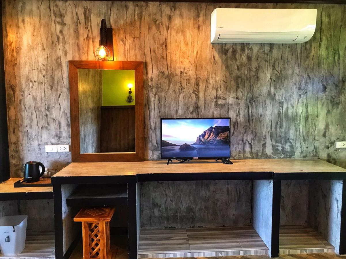 红树林老城酒店 Ko Lanta 外观 照片