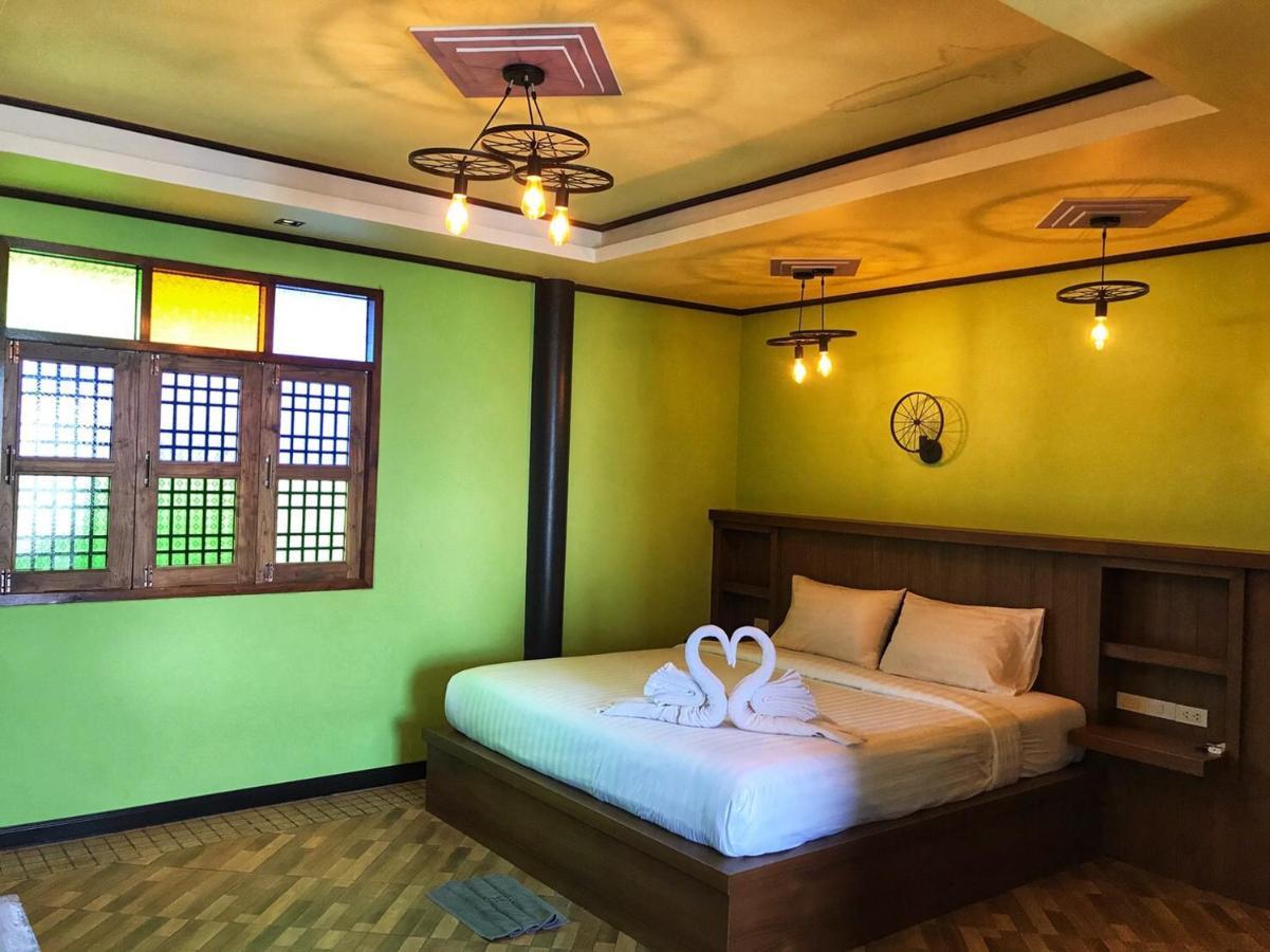 红树林老城酒店 Ko Lanta 外观 照片