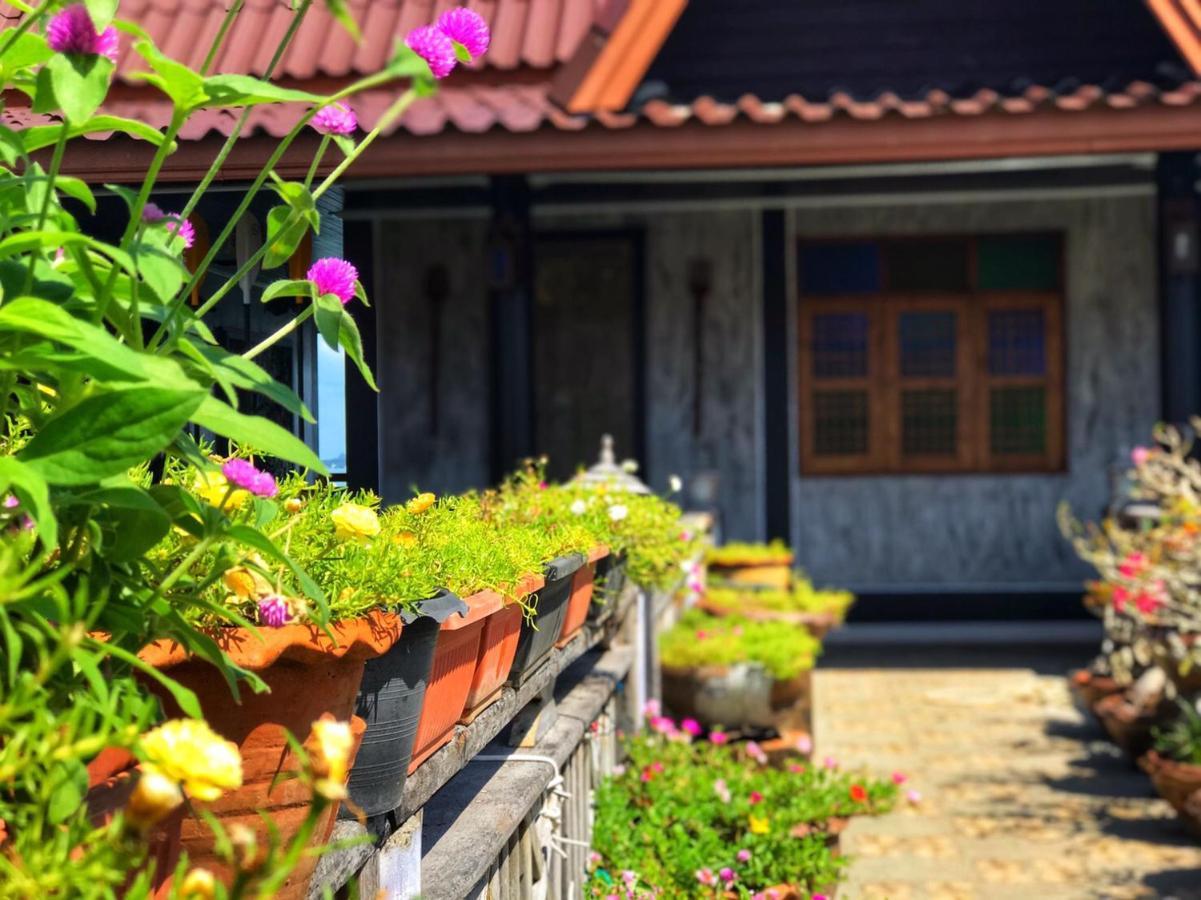 红树林老城酒店 Ko Lanta 外观 照片